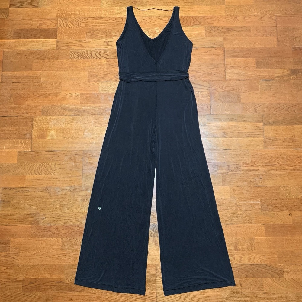 Lululemon Principal Dancer Black Jumpsuit Comfy Size 6 Wide Leg Belted Boho - Picture 7 of 16